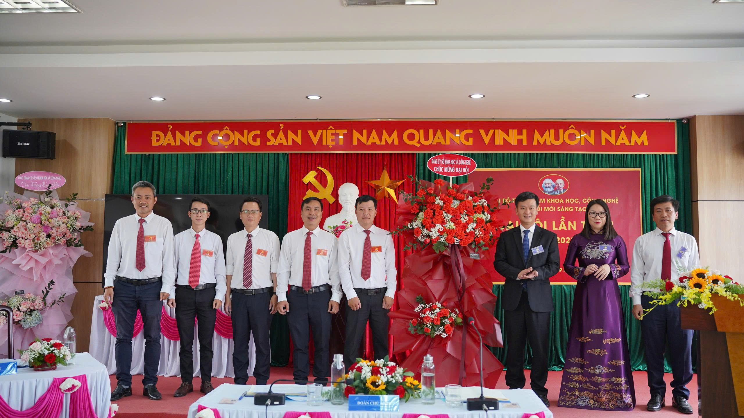 Đại hội Chi bộ Trung tâm Khoa học, công nghệ và Đổi mới sáng tạo lần thứ I, nhiệm kỳ 2025 – 2027: khẳng định vai trò hạt nhân lãnh đạo trong giai đoạn mới