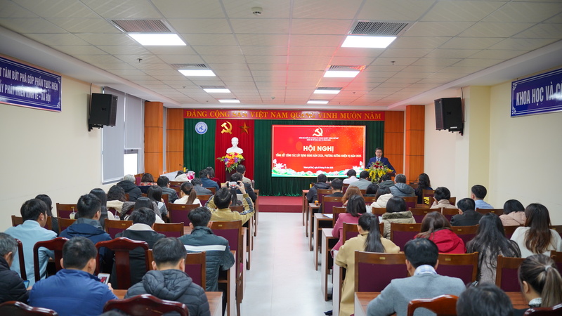 Hội nghị Tổng kết công tác xây dựng Đảng năm 2024 và triển khai nhiệm vụ năm 2025