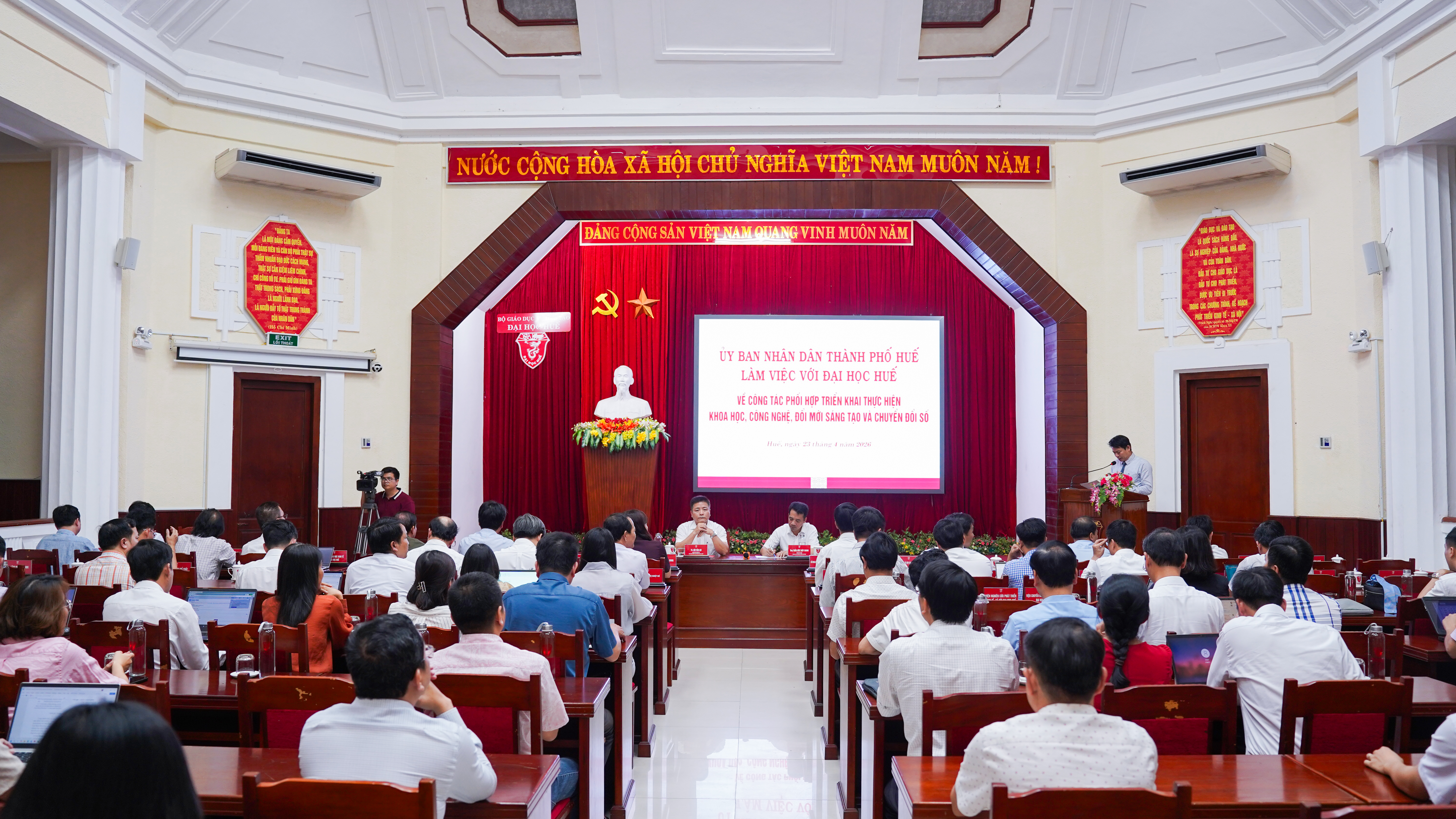 Sở Khoa học và Công nghệ và Đại học Huế ký kết thỏa thuận hợp tác thúc đẩy phát triển khoa học, công nghệ, đổi mới sáng tạo và chuyển đổi số